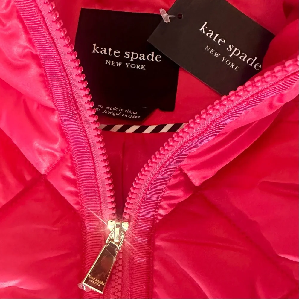 NWT KATE SPADE QUILTED VEST IN BRIGHT PINK SIZE M POM POM‎ PINK BARBIE PINK